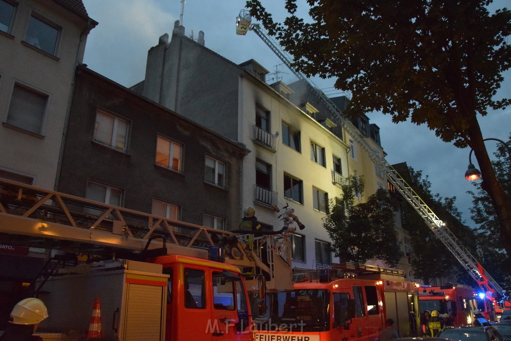 Feuer 2 Y Koeln Neustadt Sued Darmstaedterstr P061.JPG - Miklos Laubert